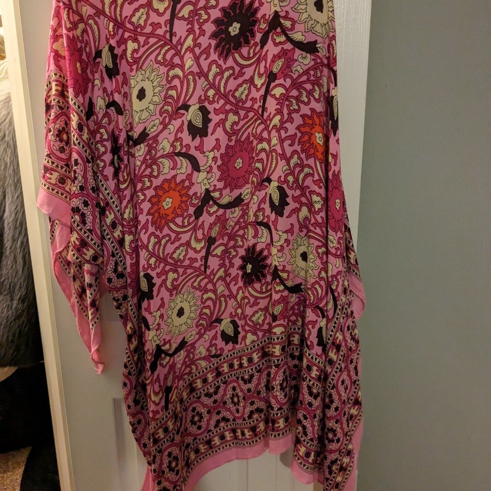 Kimono - Picture 2 of 2